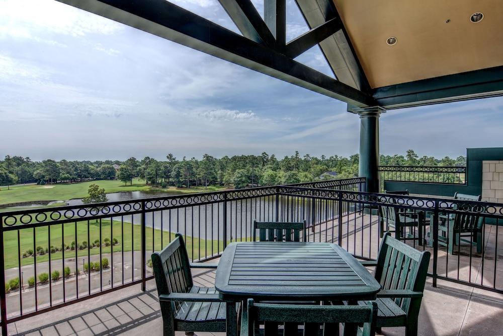 The Village at RiverLanding photo 18