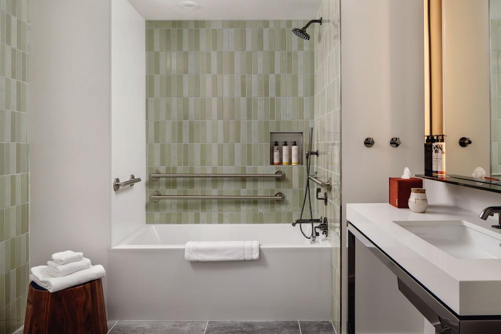 Timbri Hotel San Francisco, Curio Collection by Hilton photo 24