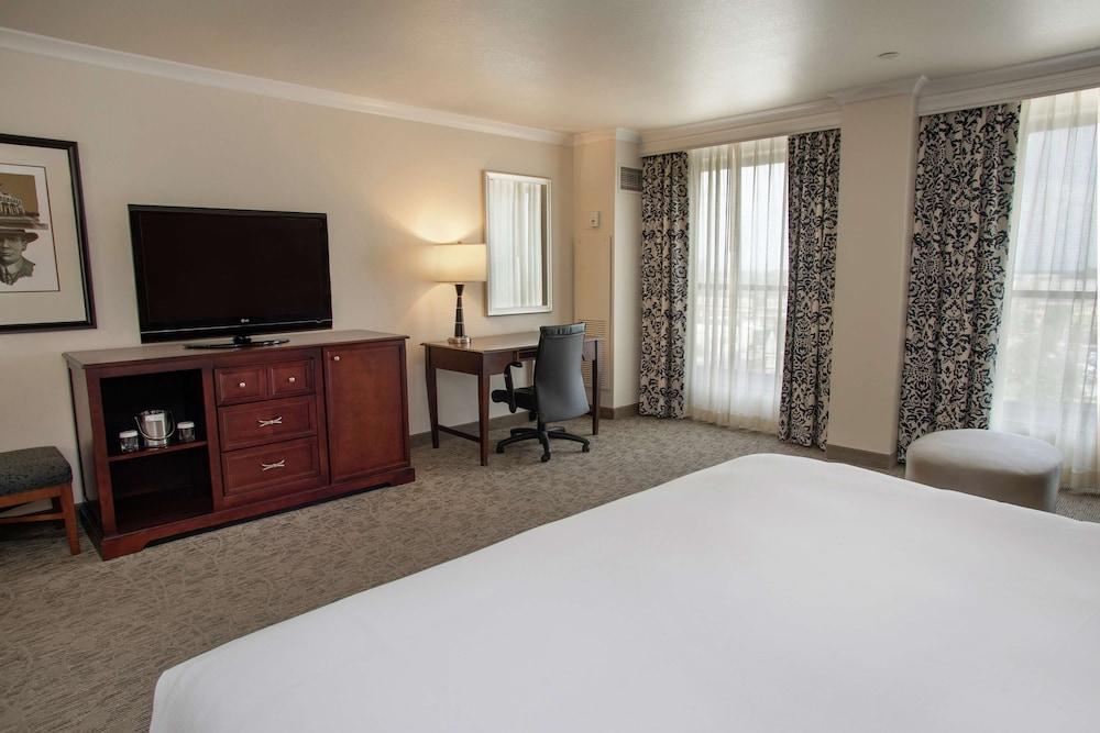 President Abraham Lincoln Springfield - DoubleTree by Hilton photo 14