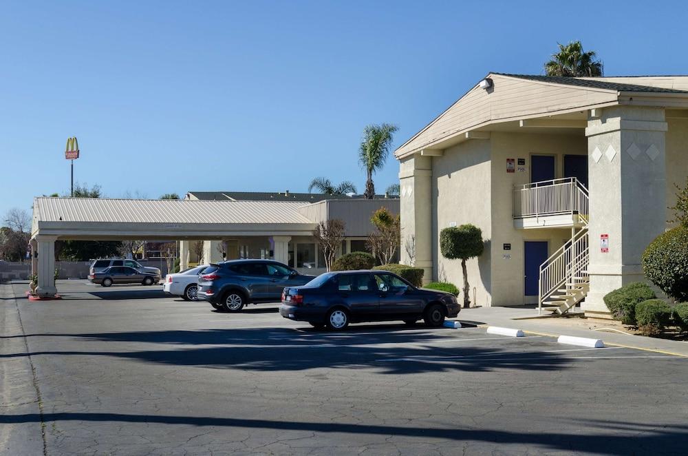 Ramada by Wyndham Merced photo 33