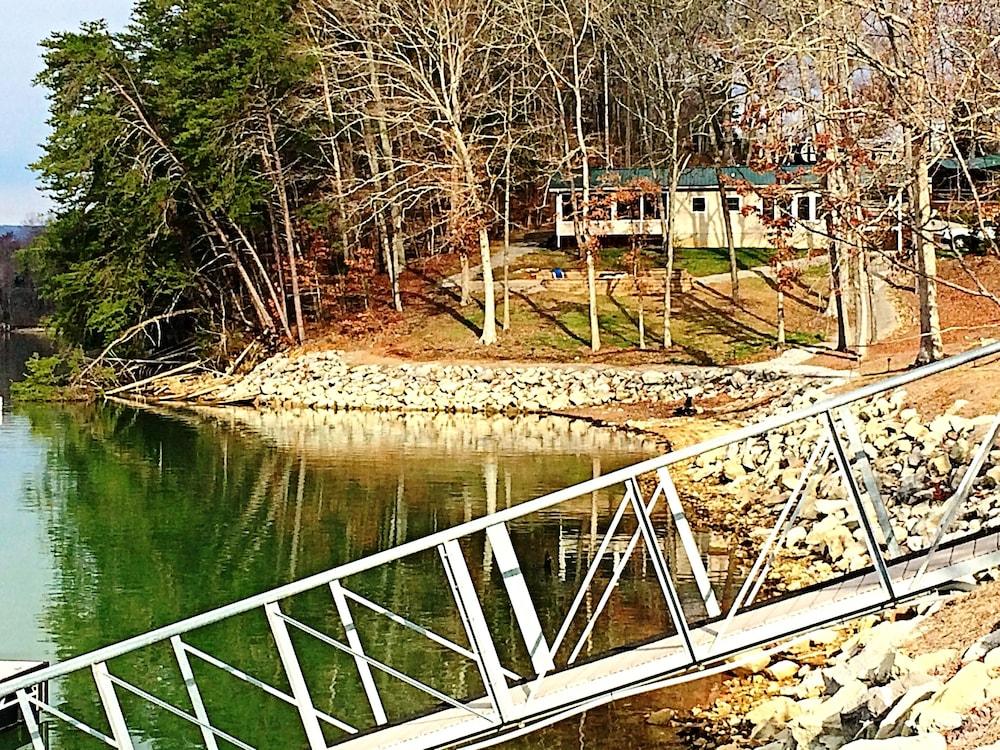 Blue Water Resort photo 15