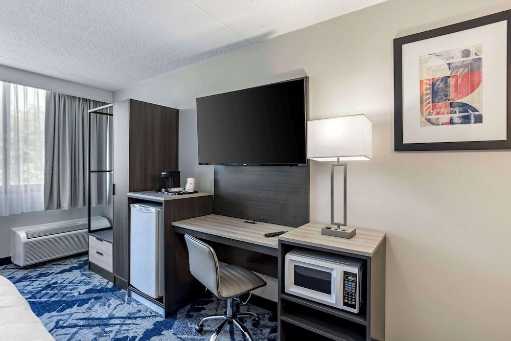 Best Western Rutgers University Hotel photo 10