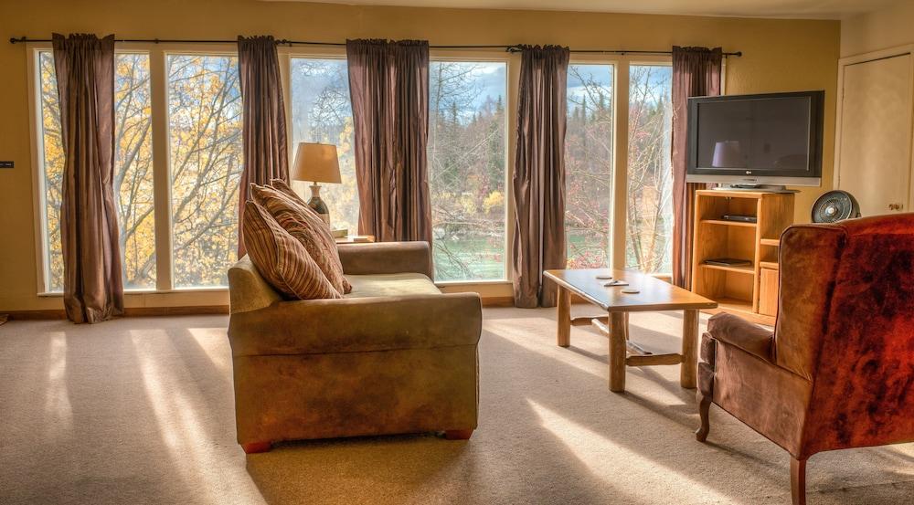 Kenai River Lodge photo 11