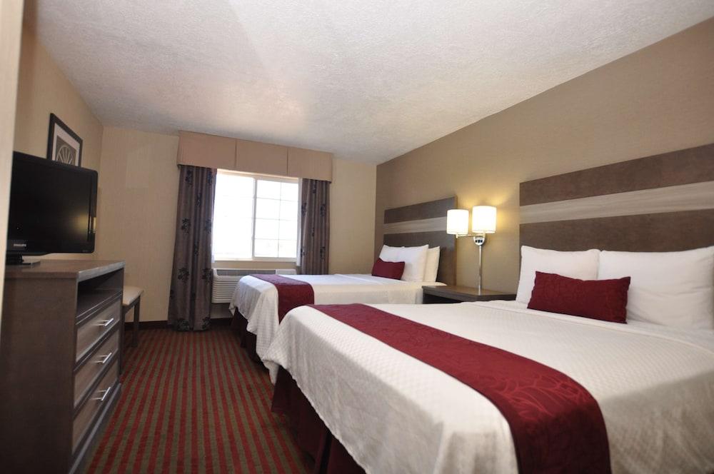 Best Western Plus Executive Suites photo 13
