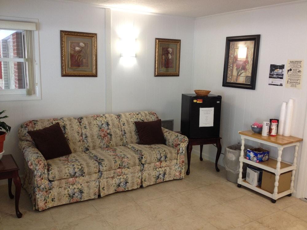 Travelowe's Motel photo 3