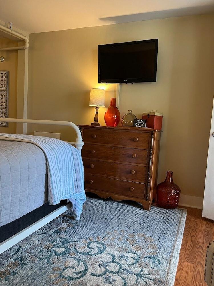 Inn on Shore Road photo 53