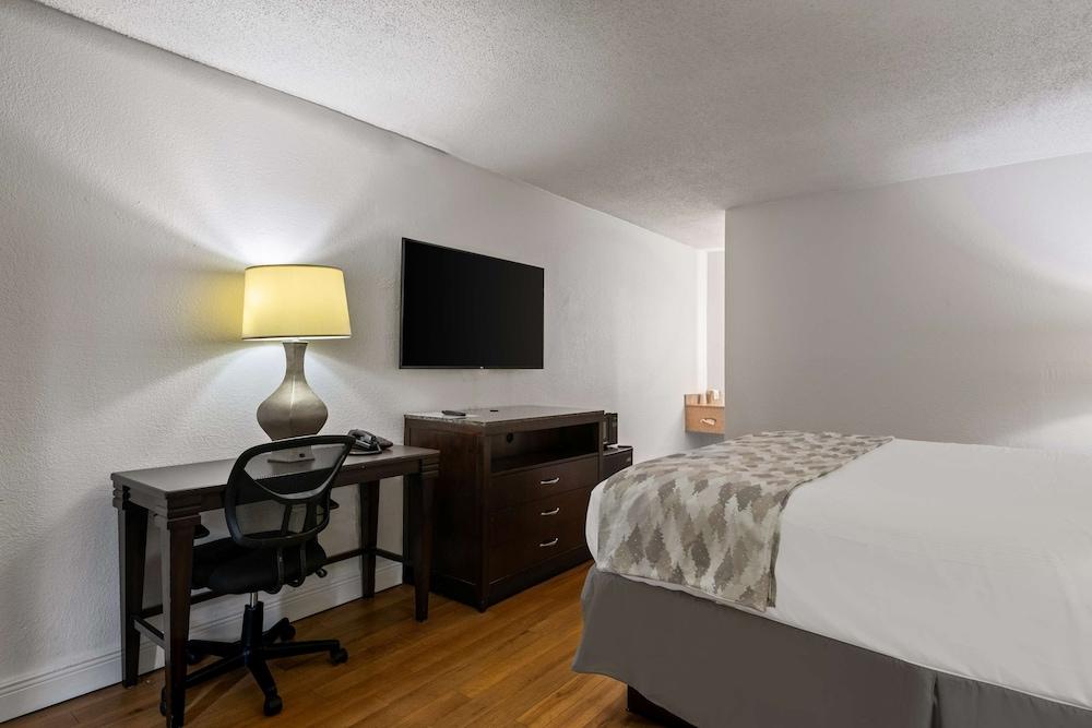 Americas Best Value Inn Orlando photo 6