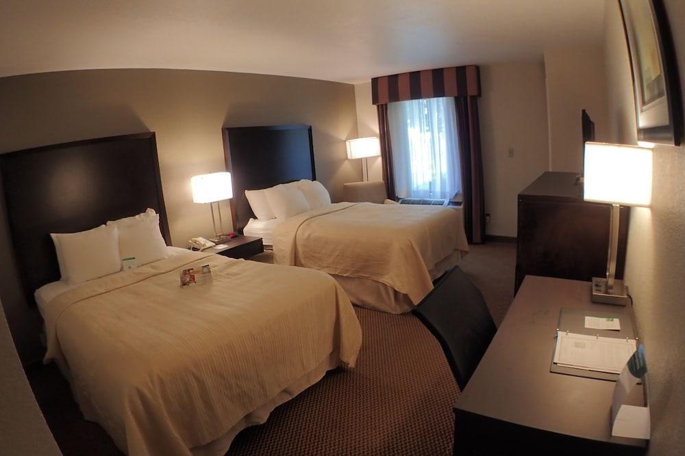 Quality Inn & Suites Winfield photo 7