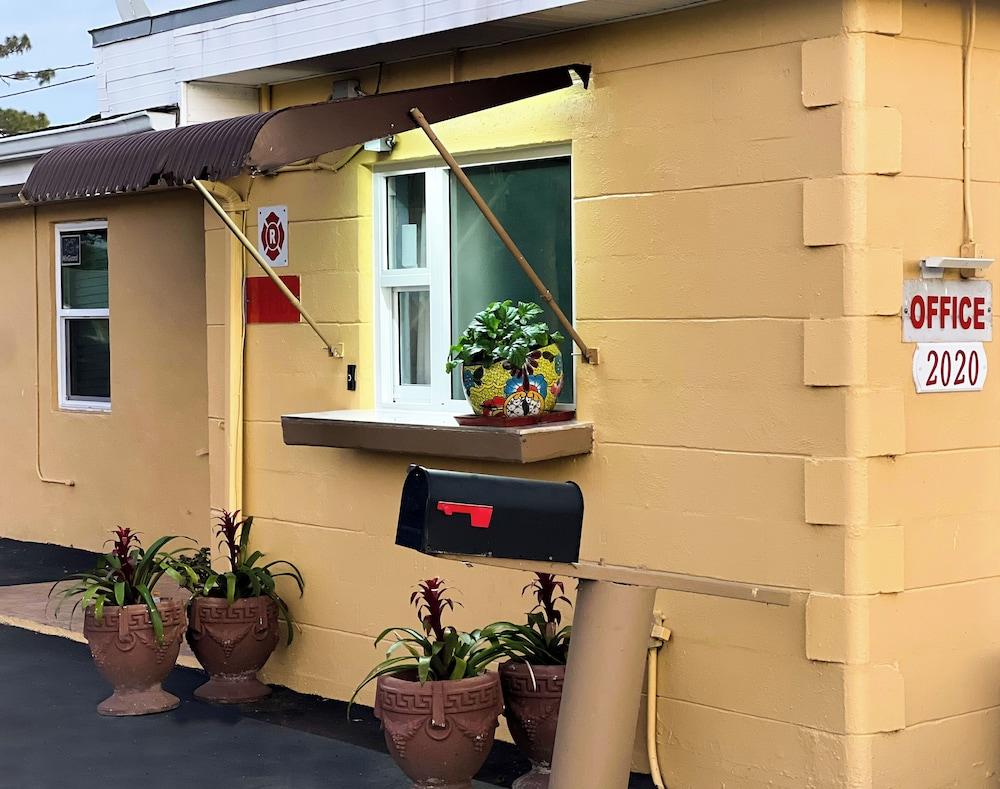 Park Motel — hotel in North Fort Myers