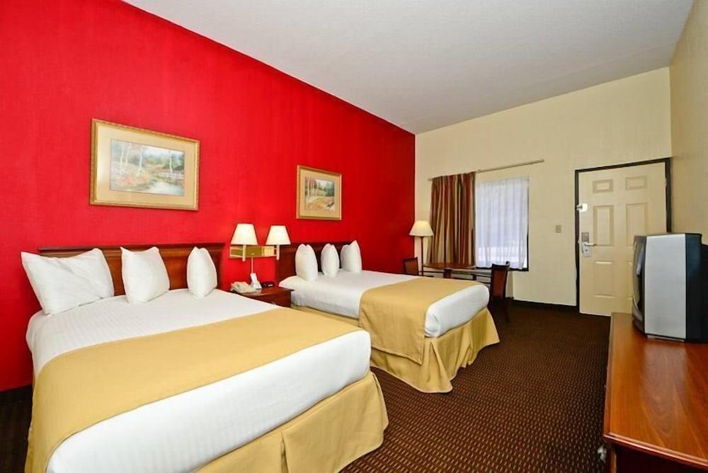 Manchester Heritage Inn And Suites photo 5