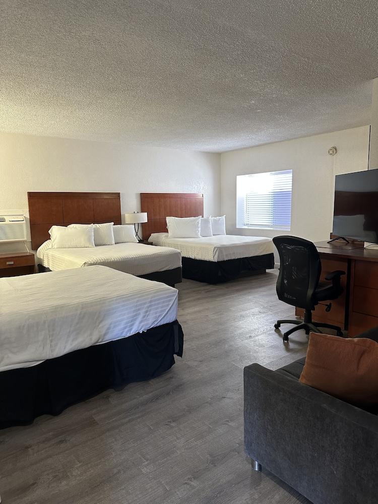 Travelodge by Wyndham Parker photo 5