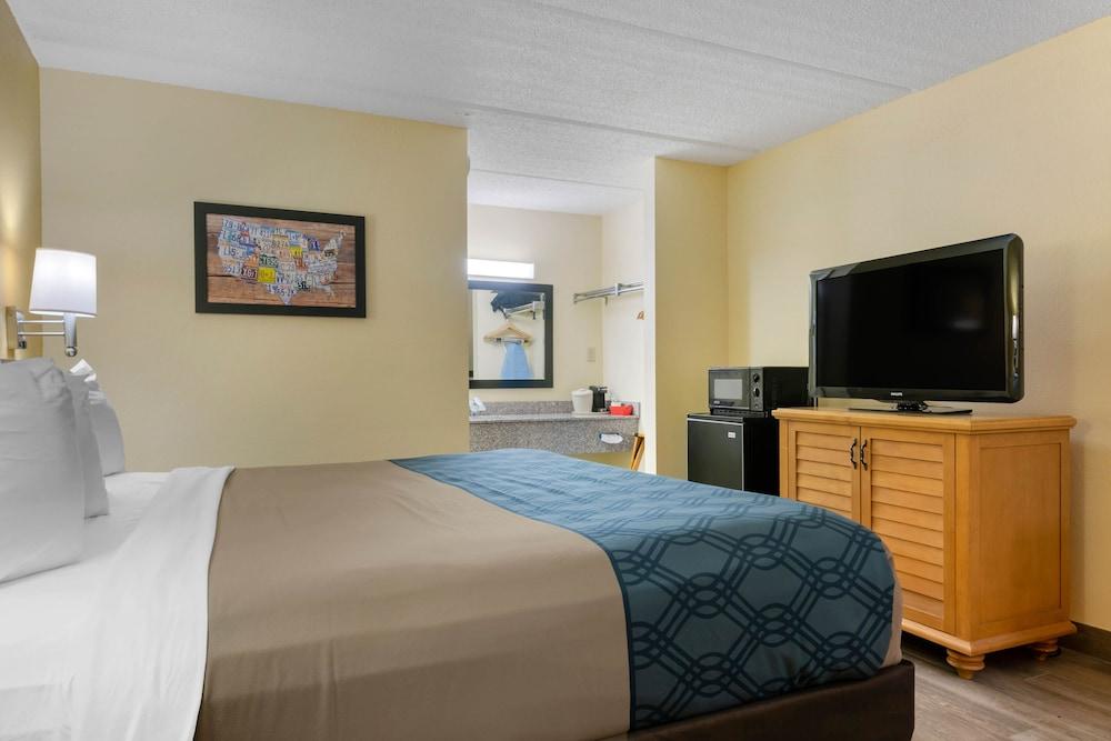 SureStay by Best Western Jacksonville Airport photo 10