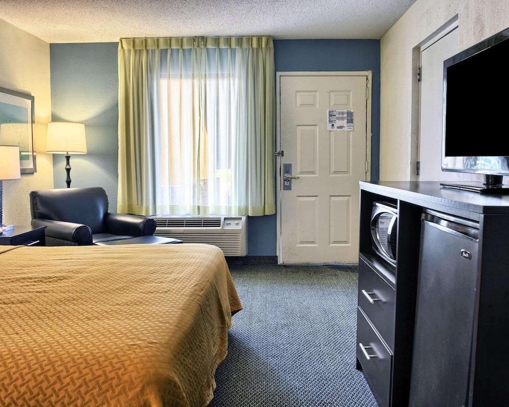 Quality Inn Thornburg photo 20