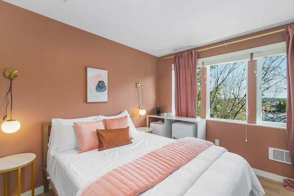Sweet Suites Capitol Hill photo 40