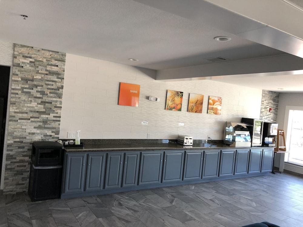 Comfort Inn & Suites Gatesville photo 2