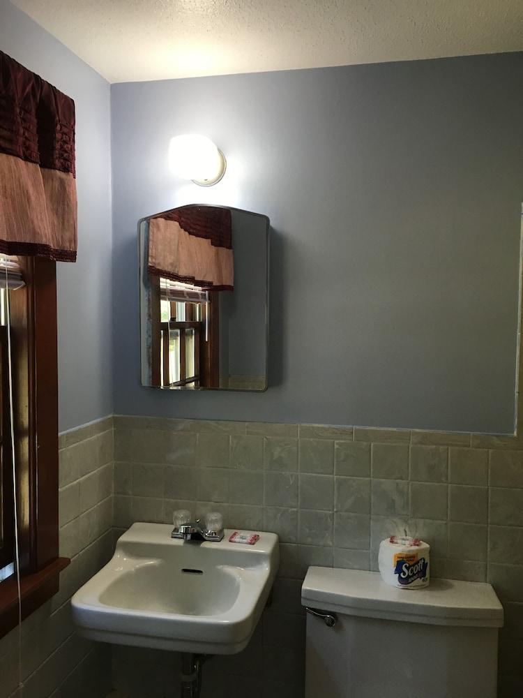 Bass River Motel photo 3