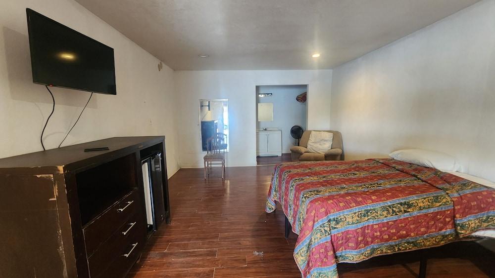 Bay Inn photo 28