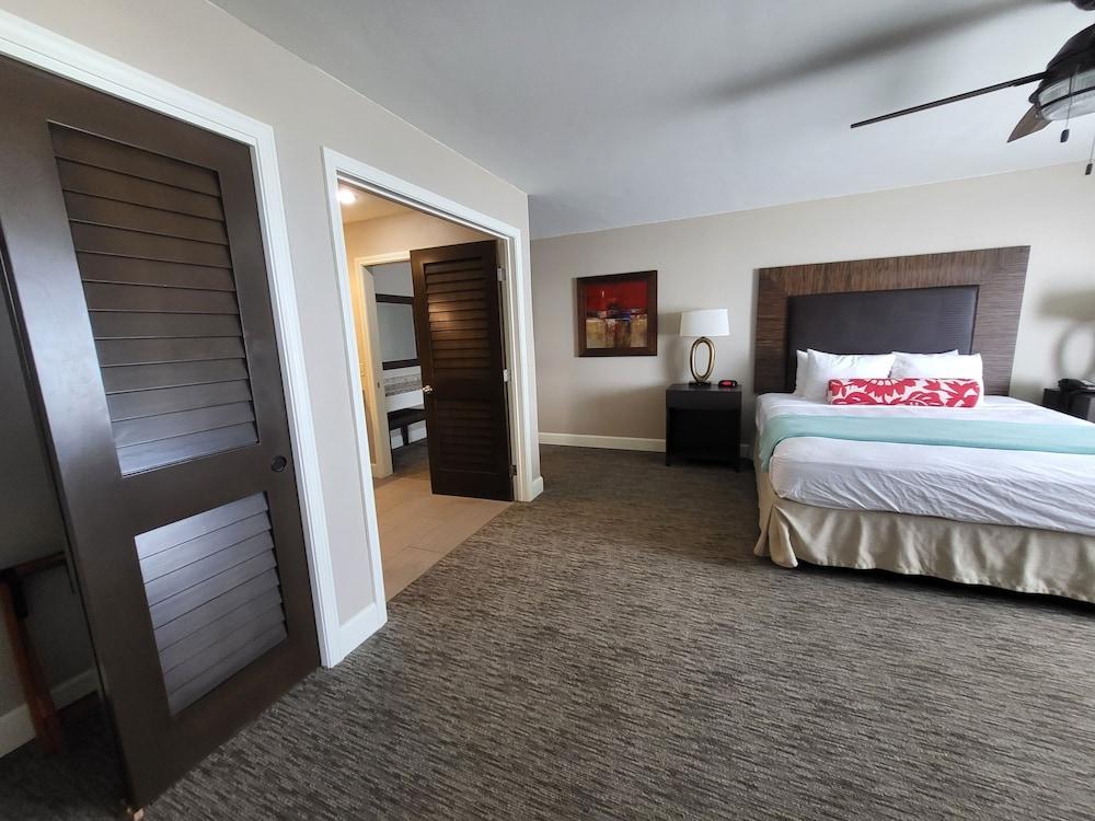 Pono Kai Condos photo 8