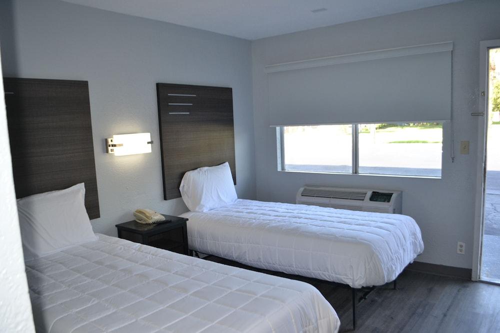 Noble Suites Jacksonville photo 4