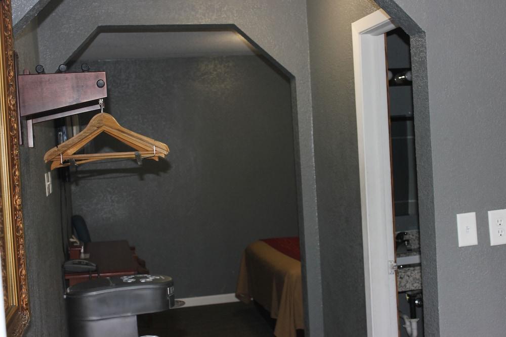 Econo Lodge Oskaloosa photo 3