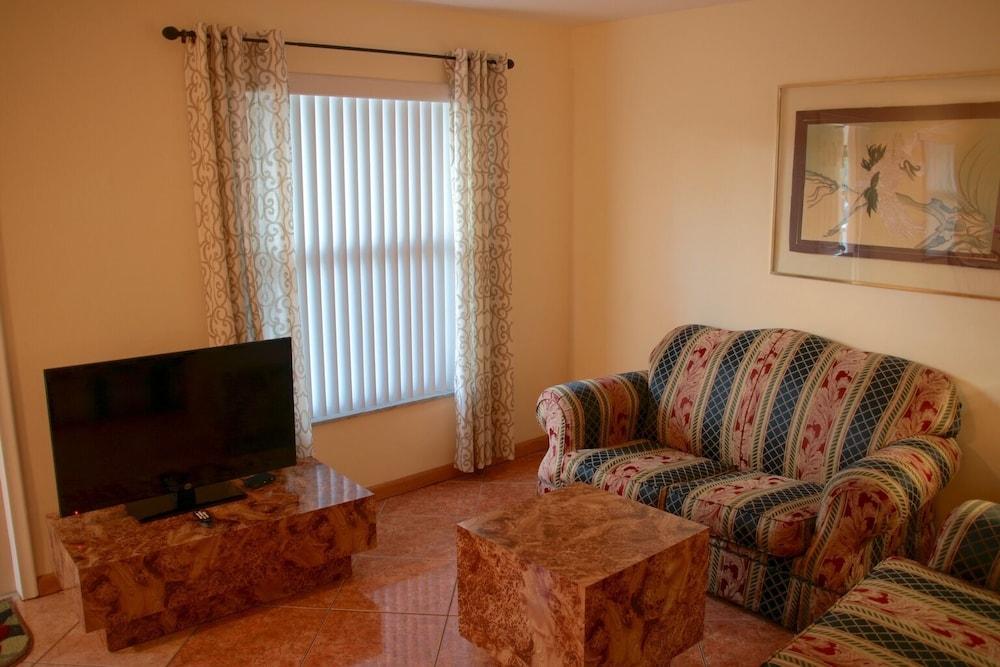 Lago Mar Motel and Apartments photo 22