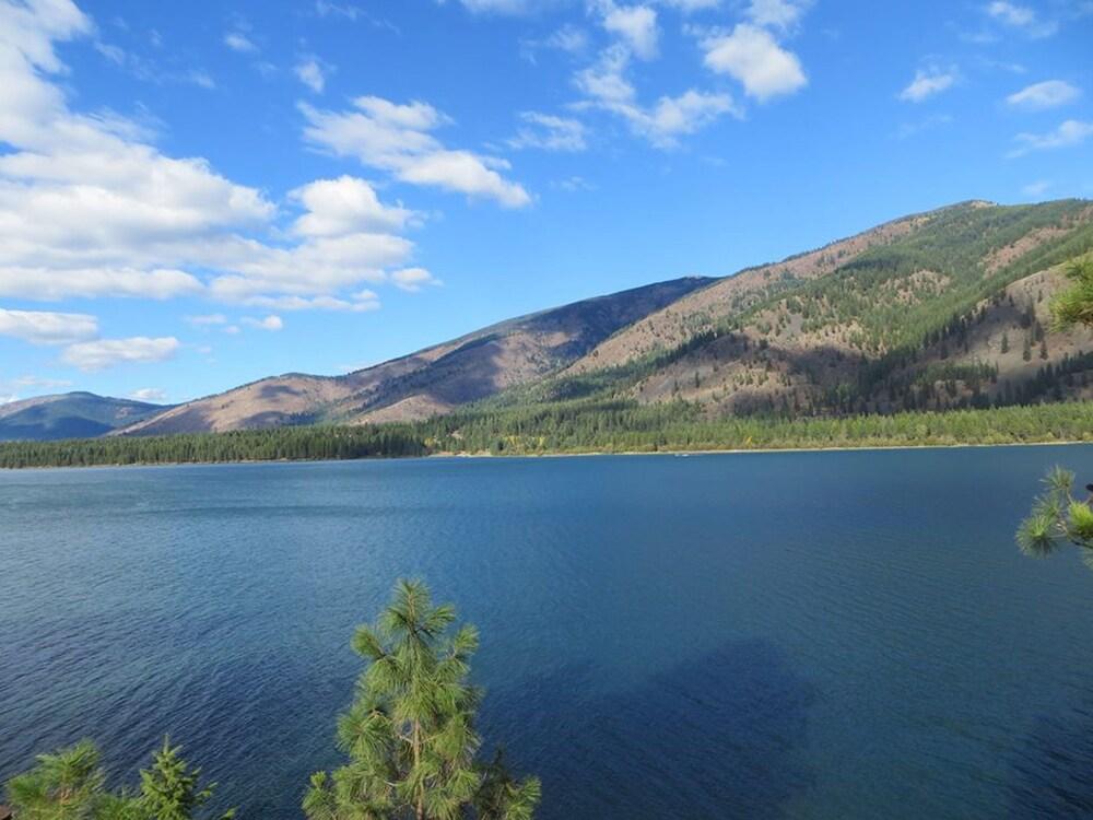 Lakeside Resort and Motel photo 62