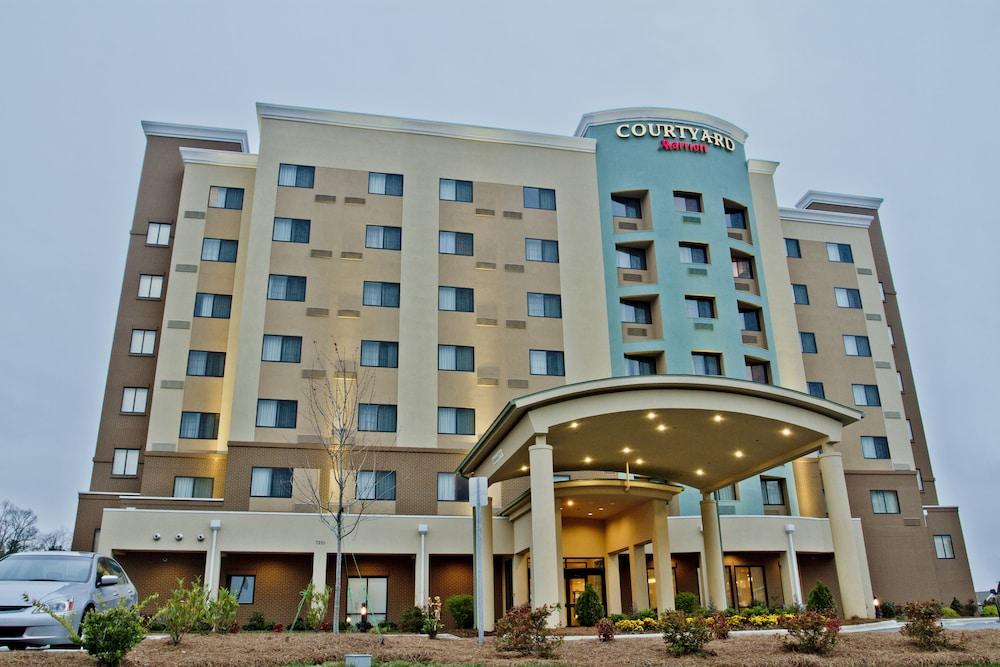 Courtyard Marriott Concord photo 32