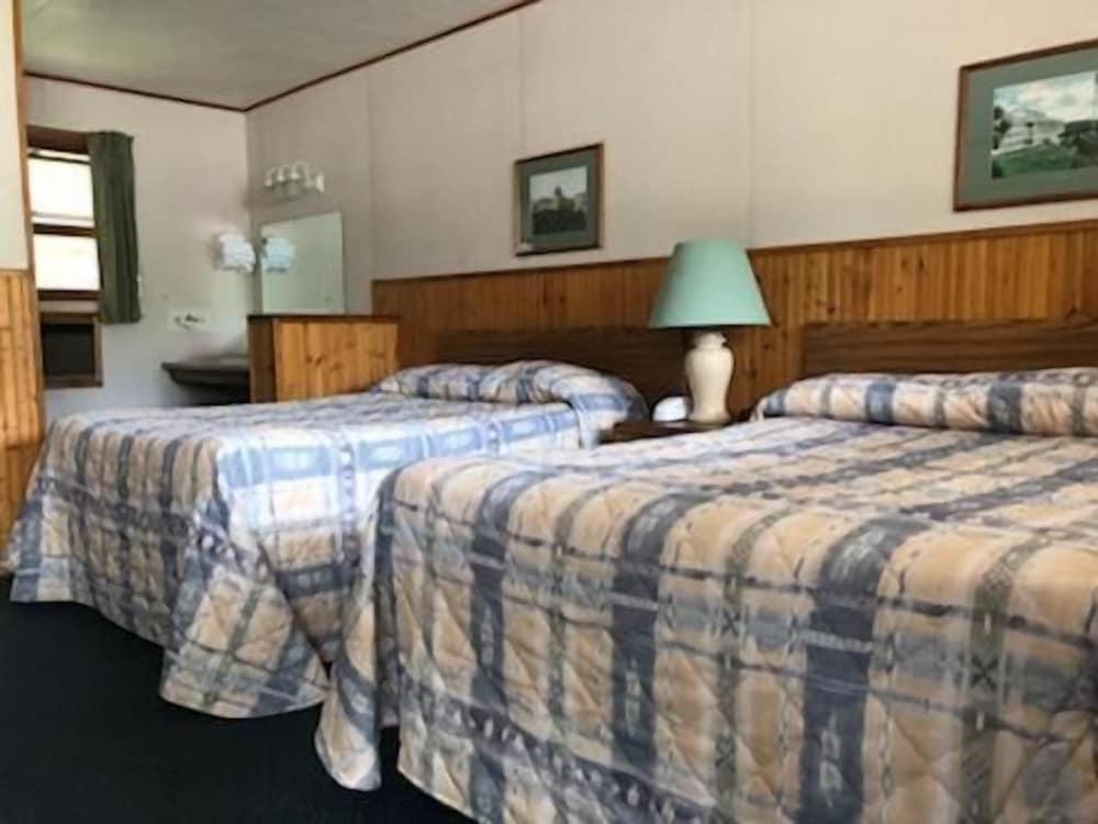 Catskill Motor Court Motel photo 6