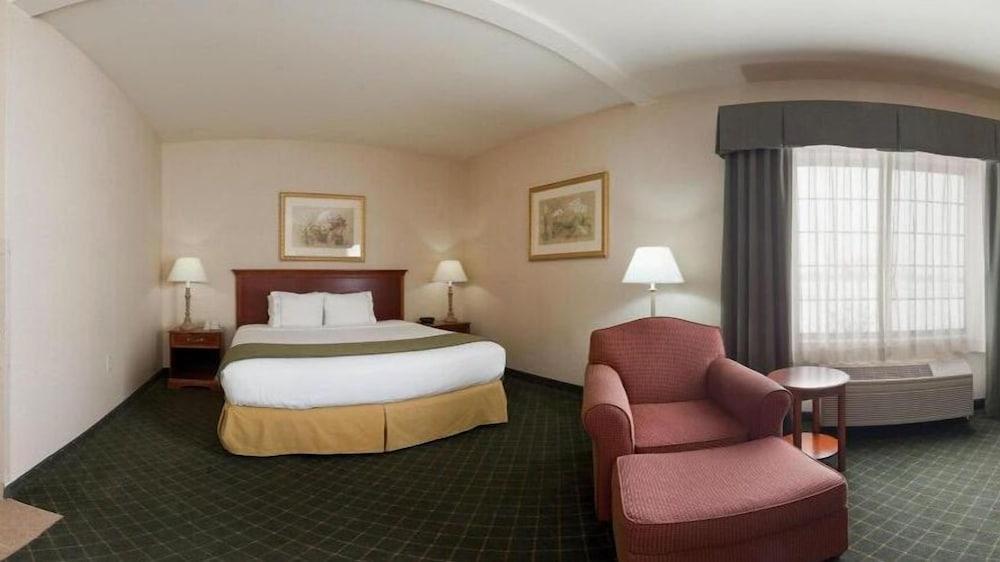 Holiday Inn Express Lebanon by IHG photo 30