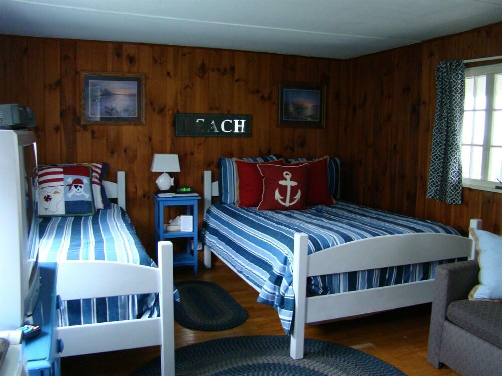 Bay Leaf Cottages & Bistro photo 10