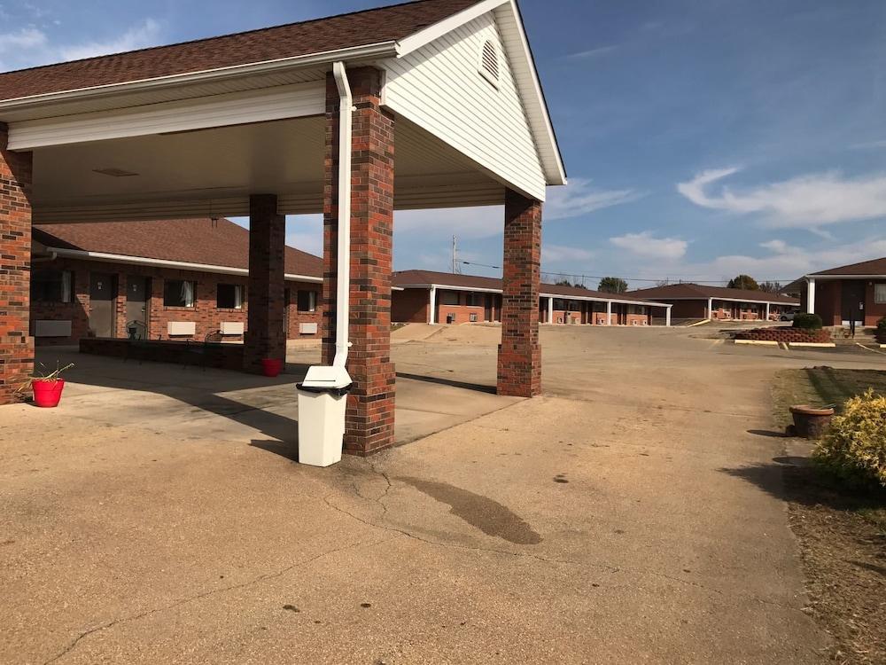 Rosener's Inn and banquet center photo 37