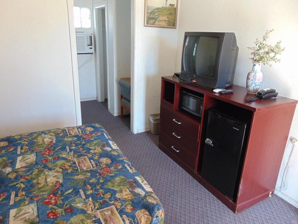 Heritage Budget Inn Hwy 84 photo 18