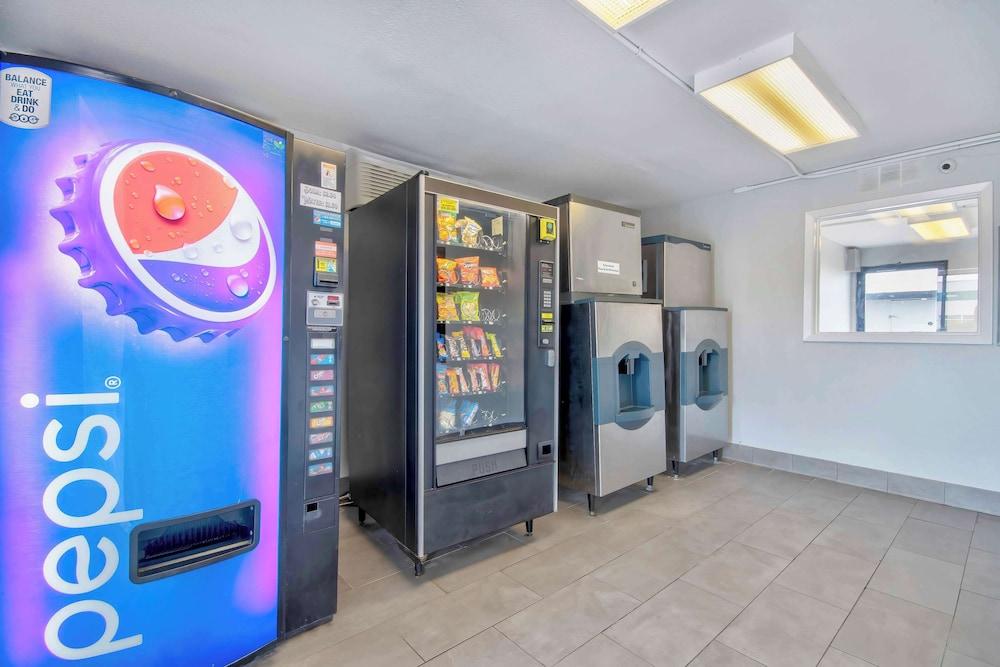 Motel 6 Jonesboro, AR photo 10