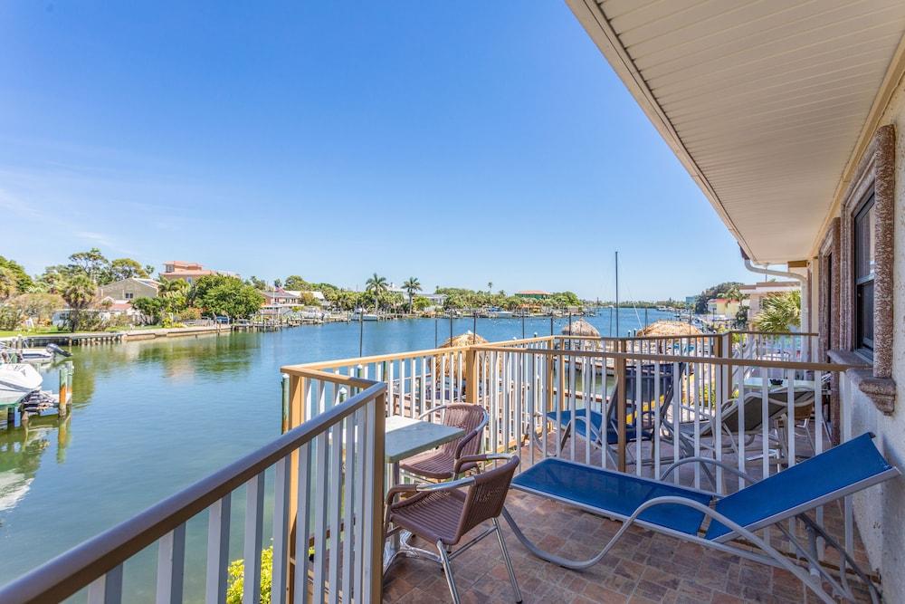 Bayview Plaza Waterfront Resort photo 7