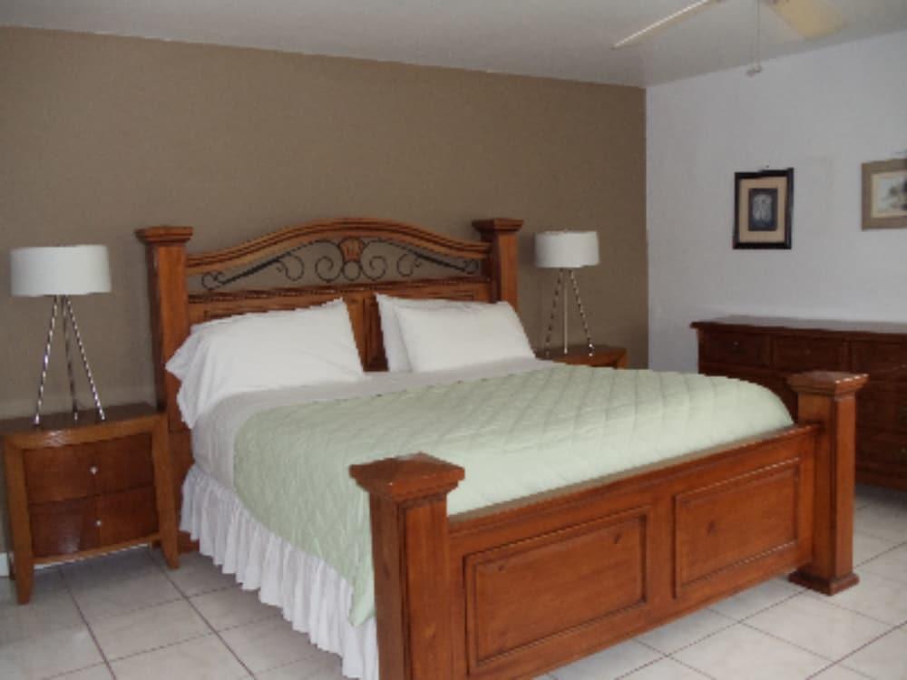 Granada Inn photo 8