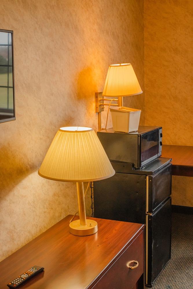 Colfax Inn photo 13