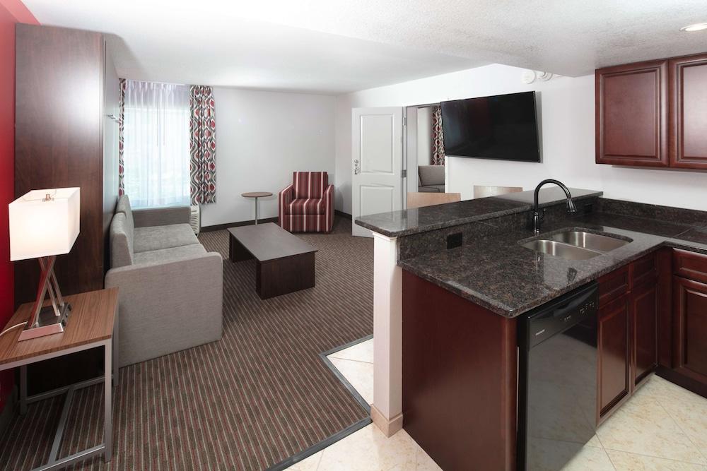 Red Lion Hotel Orlando Lake Buena Vista South photo 21