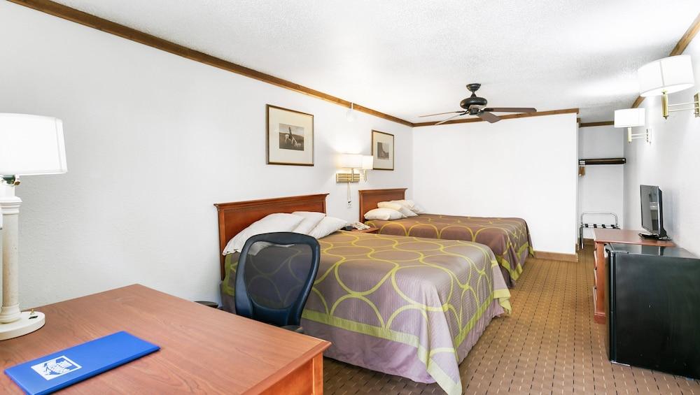 Georgetown Lodge photo 11
