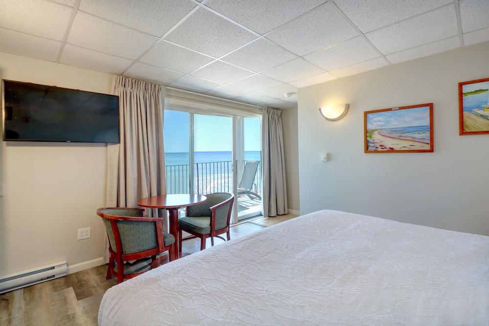 Atlantic Oceanfront Hotel photo 34