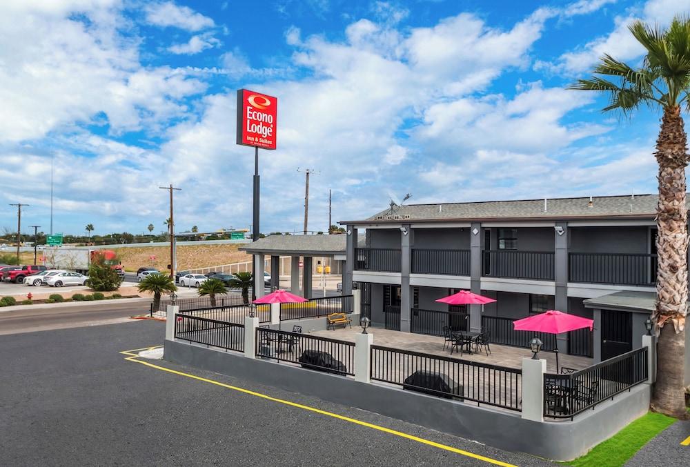 Econo Lodge Inn & Suites Laredo - Nuevo Laredo photo 13
