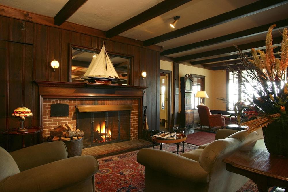 Black Point Inn photo 3