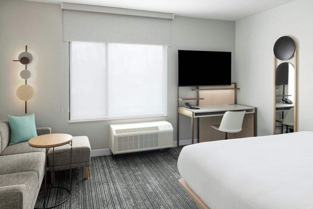 TownePlace Suites by Marriott Hadley Amherst photo 5