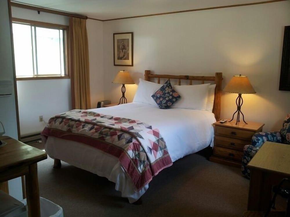 Redstone Cliffs Lodge photo 9