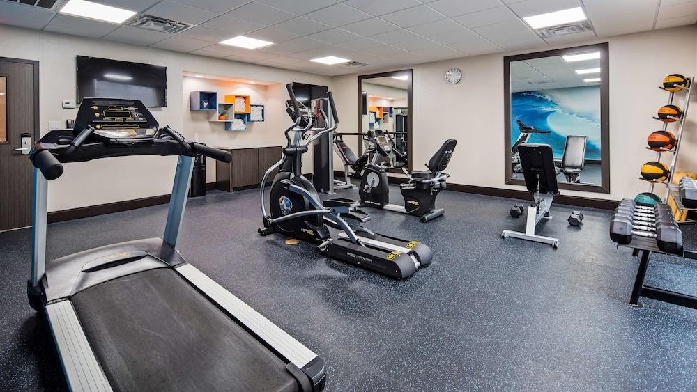Holiday Inn Express And Suites Pasadena Houston Southeast by IHG photo 30