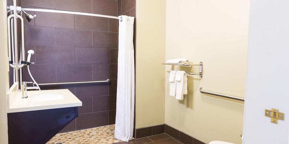 Staybridge Suites Fargo by IHG photo 18