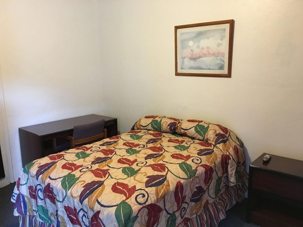 Dixie Motel - Hilliard photo 8