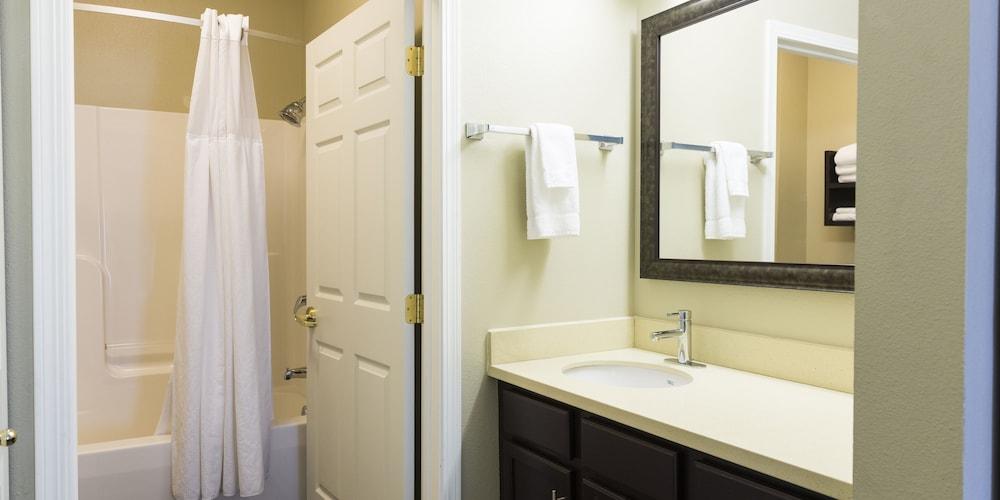Staybridge Suites Fargo by IHG photo 45