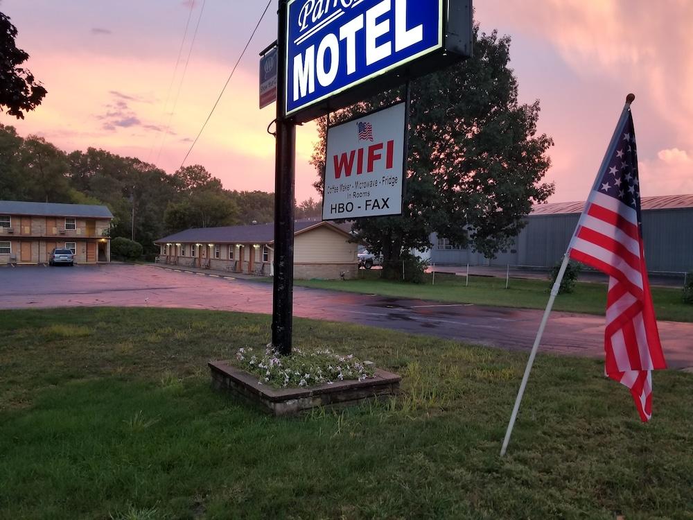 Parkview Motel photo 1