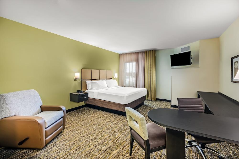 Candlewood Suites Lenexa - Overland Park Area by IHG photo 7