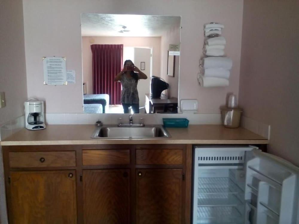 Mountain Country Inn photo 17